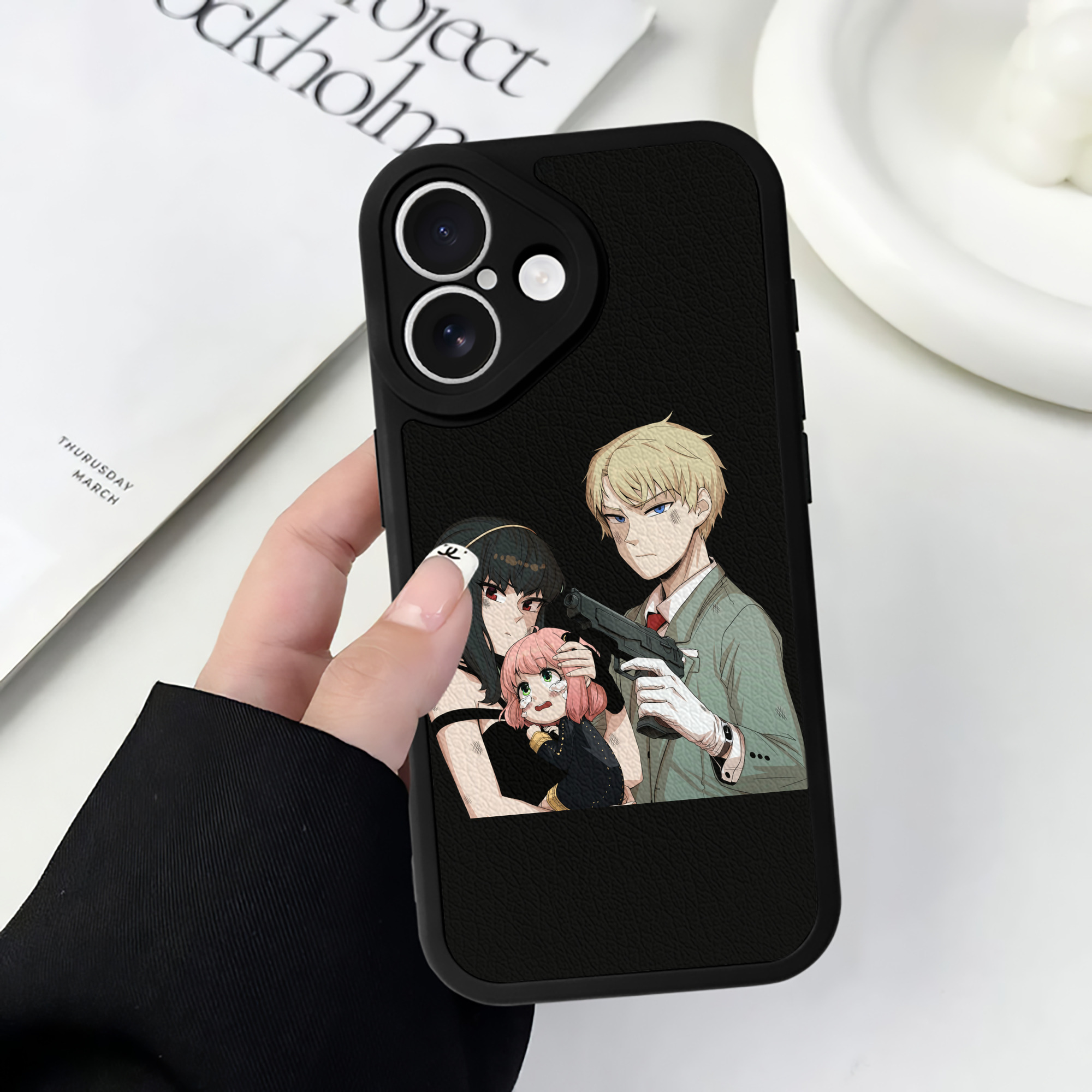 （画像用） SPY×FAMILY间谍家家酒 【iPhone 16シリーズ対応】シリコンスマホケース（レザー調） 材質：シリコン